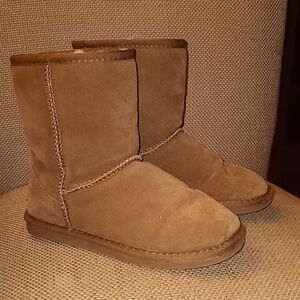 LAMO Girl's Suede Faux Fur Boots Size 4